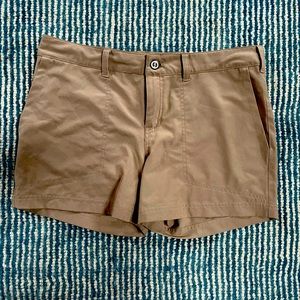 Patagonia Women's Quandary Hiking Shorts 5" Size 8